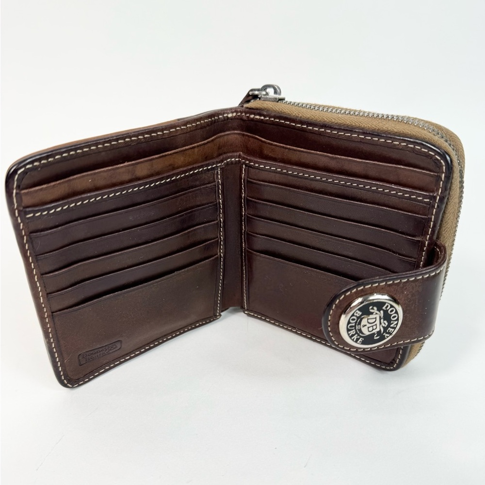 Vintage Dooney & Bourke Brown Pebbled/Smooth Leather Bifold Zip Wallet - Picture 3 of 7